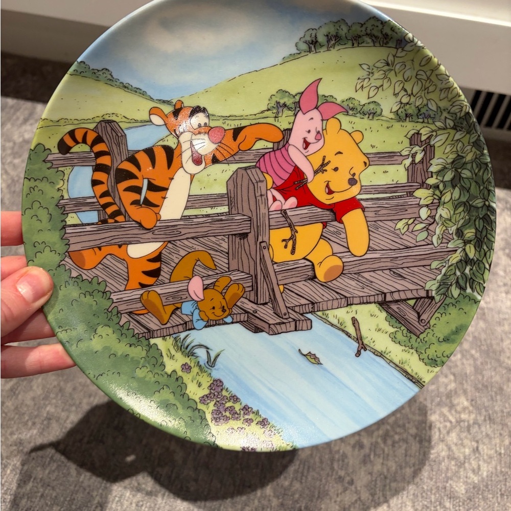 Winnie the Pooh Collector Plate “Fun In The 100 Acre Woods” Time for a Game